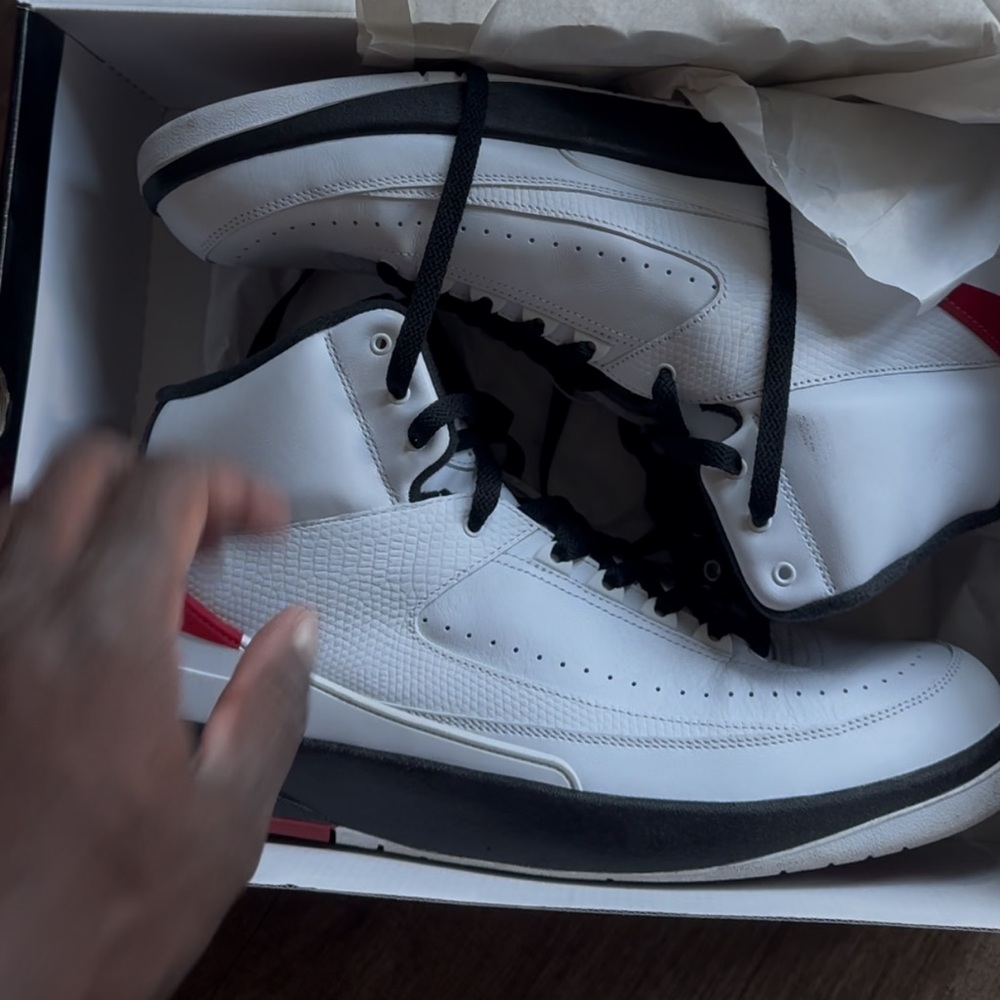 Jordan 2s
